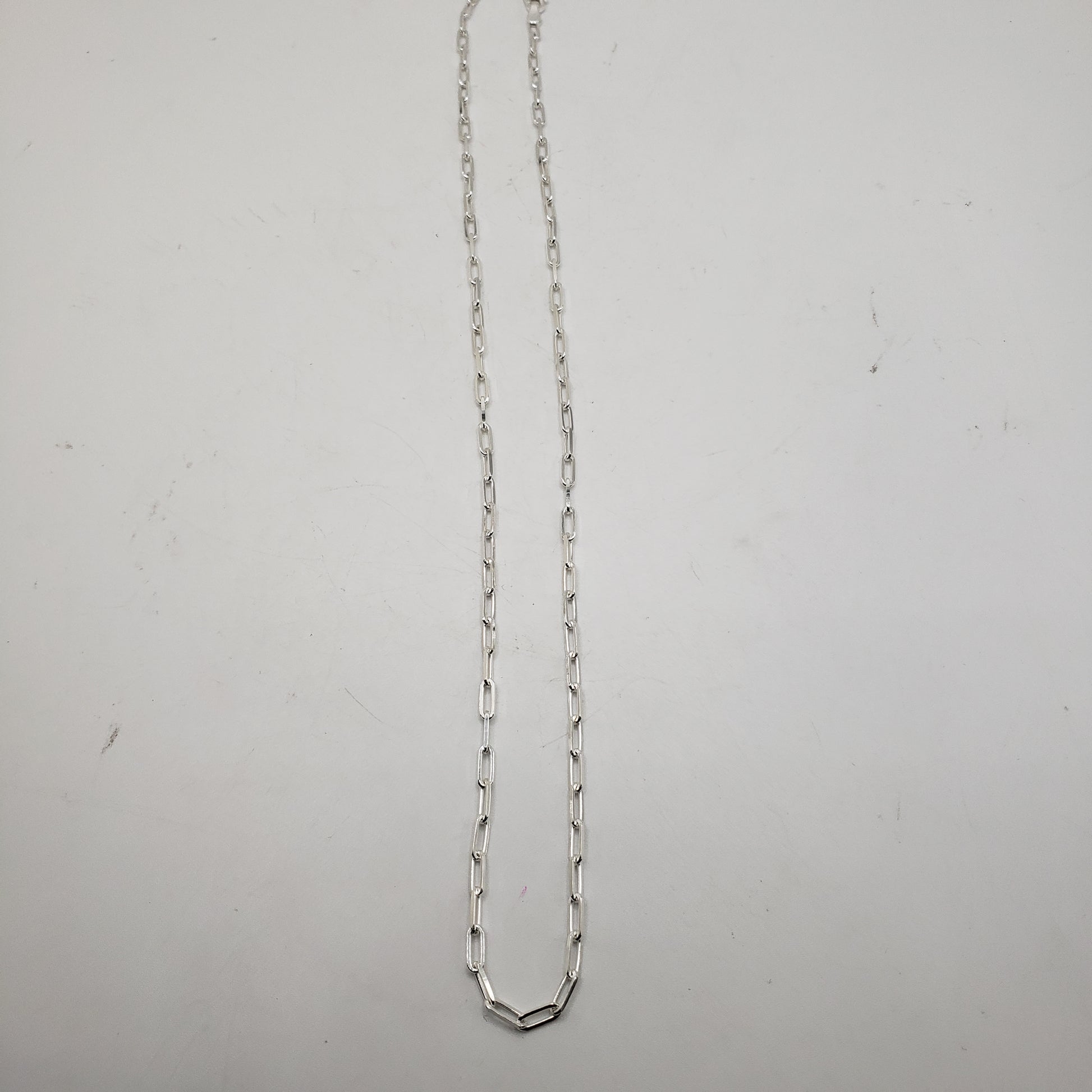 18 Inches Sterling Silver Medium Paperclip Chain.