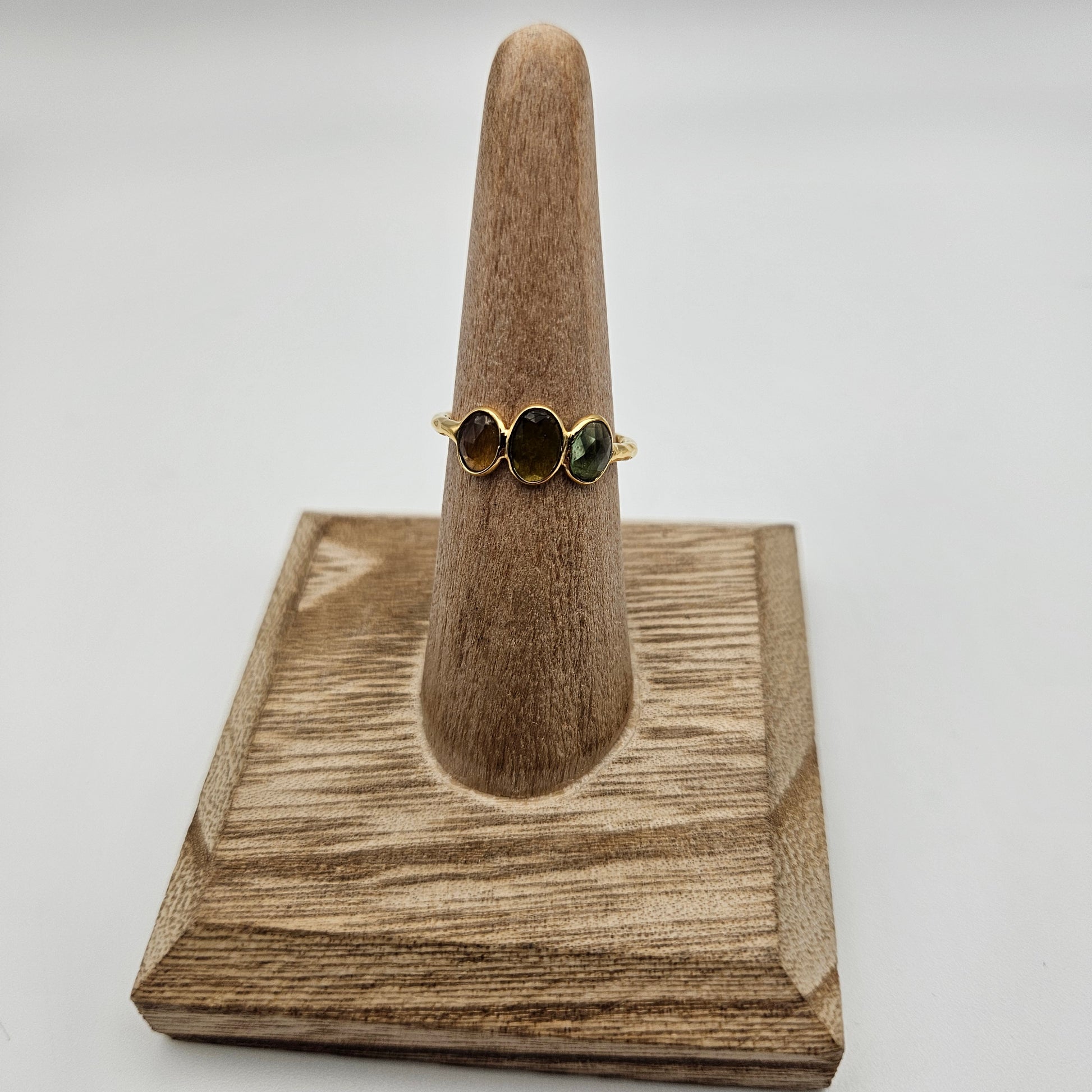 18k Gold Vermeil Sterling Silver Faceted Tourmaline 3 Stone Ring Size 7.