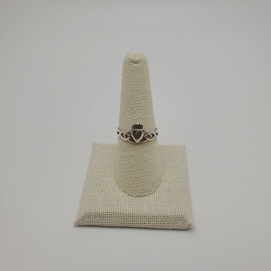 SS Claddagh Ring