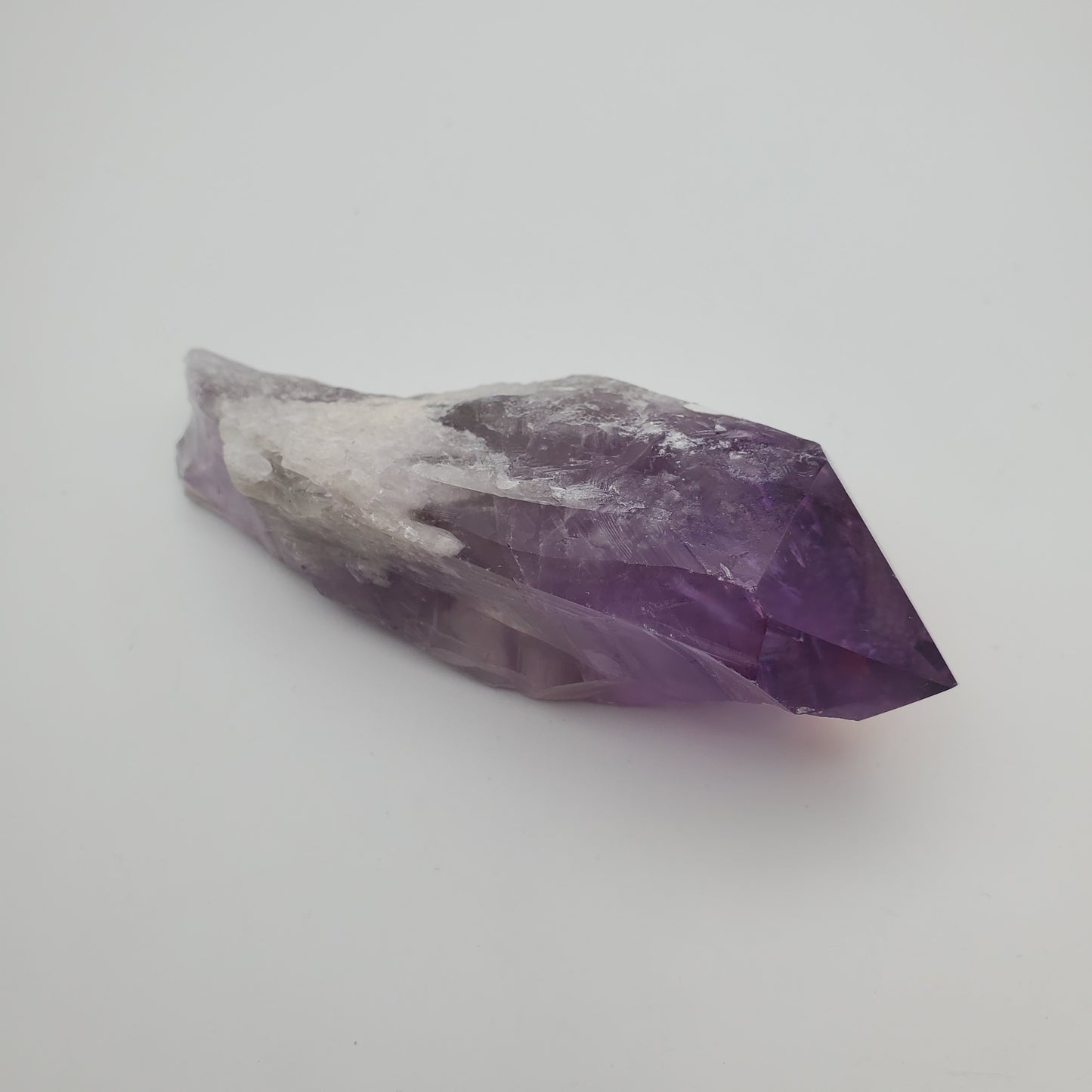 Bahia Amethyst Rough Point 15.99