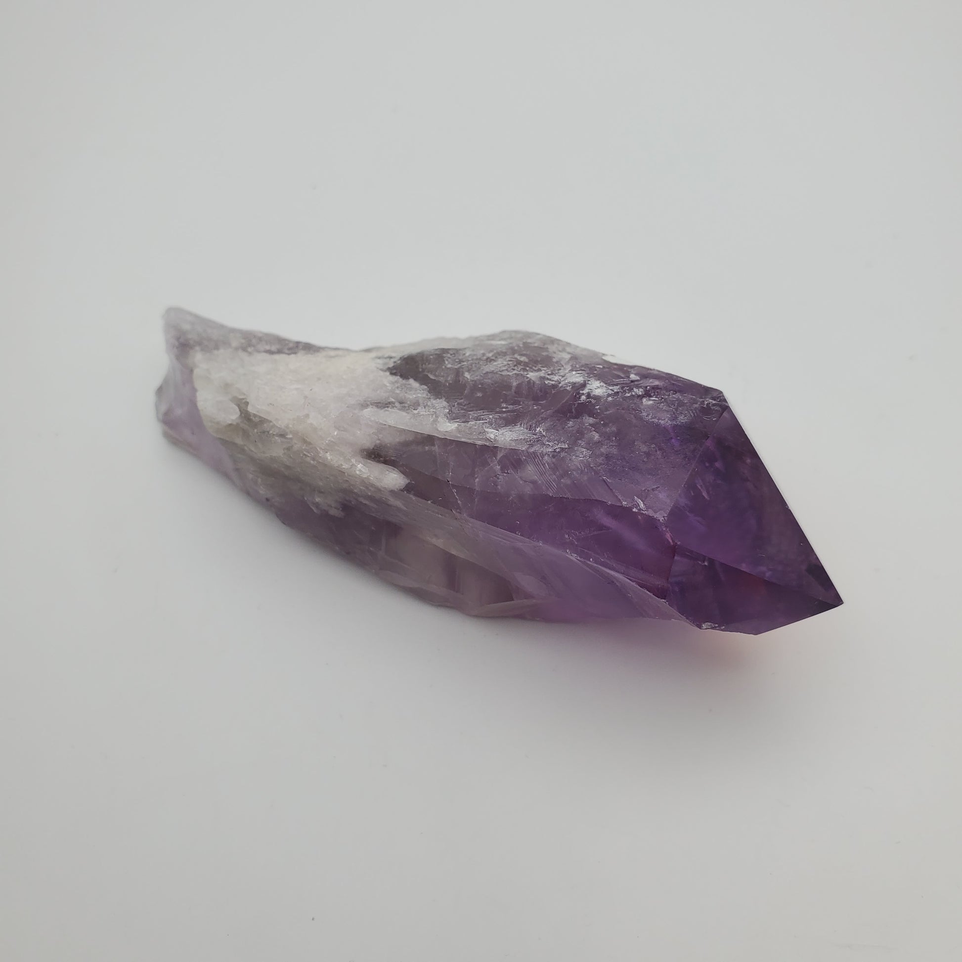 Bahia Amethyst Rough Point 15.99