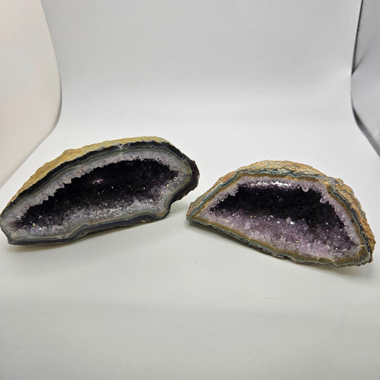 Amethyst Pocket Druzy Geode