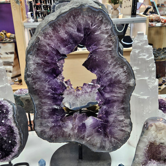 Oval Amethyst on Stand 21"