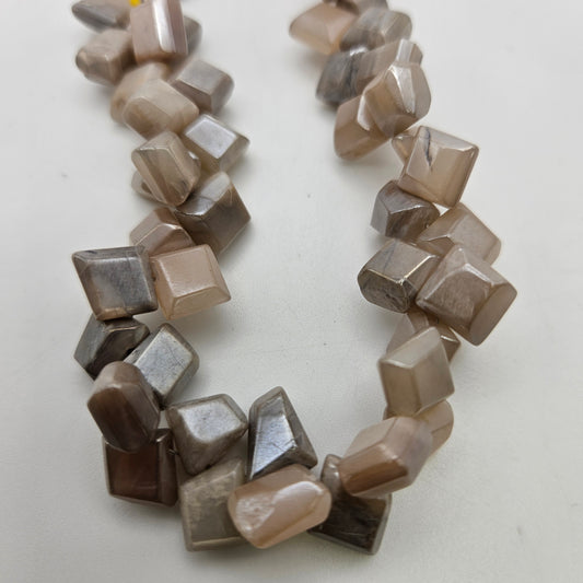 Common Opal Dipped Cube