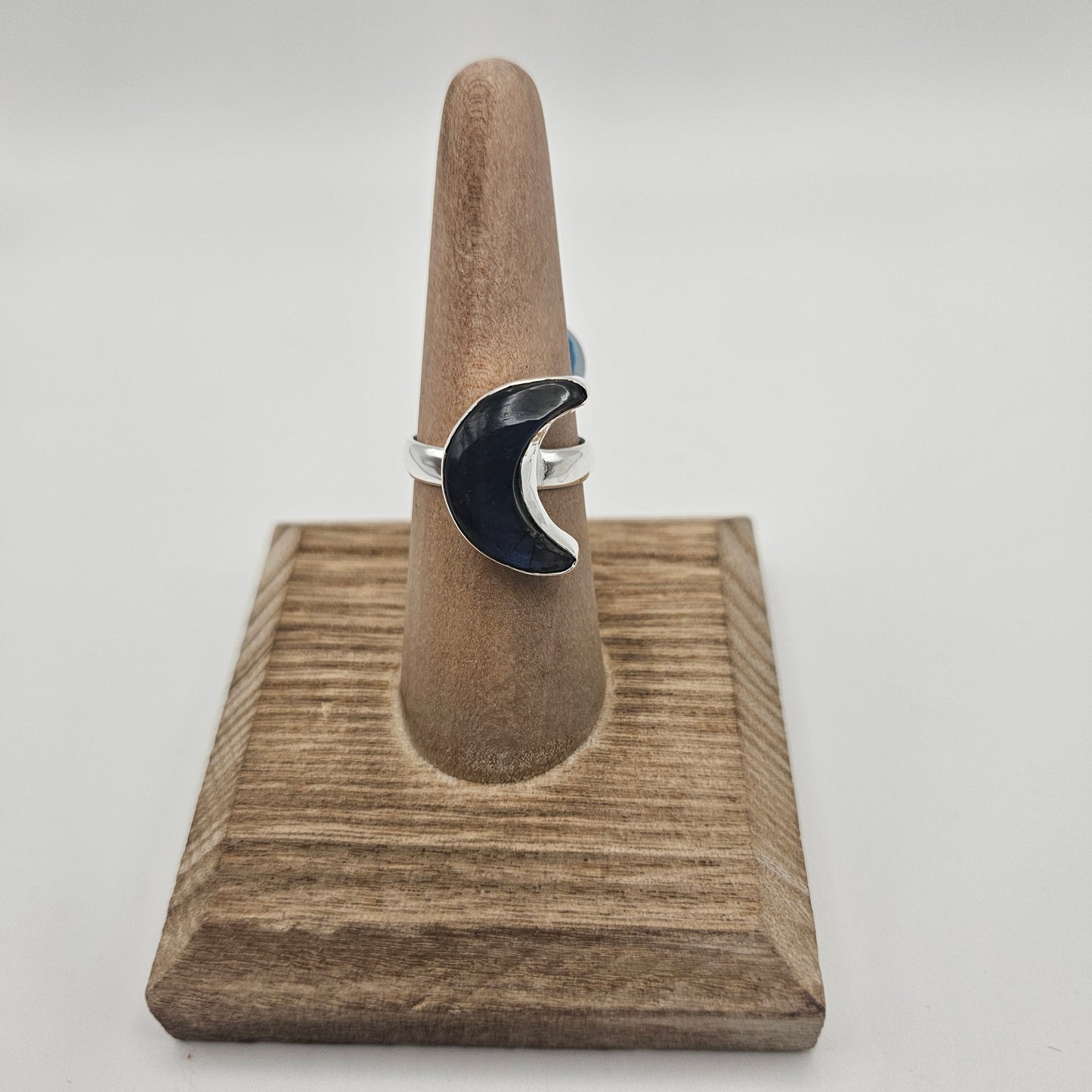 SS Labradorite Moon Ring