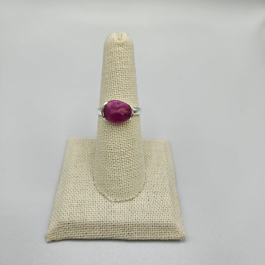 Sterling Silver Oval Faceted Pink Sapphire Ring Size 7