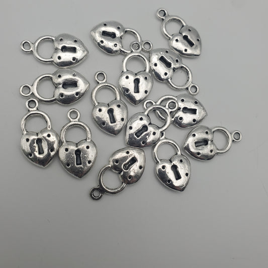 20mm Pewter Heart Lock Charm. 