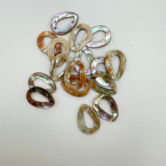 25mm Center Cut Abalone Tear Drop Single Bead.