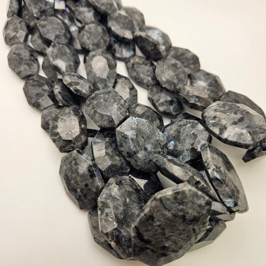 30mm Labradorite Faceted Bead Strand.