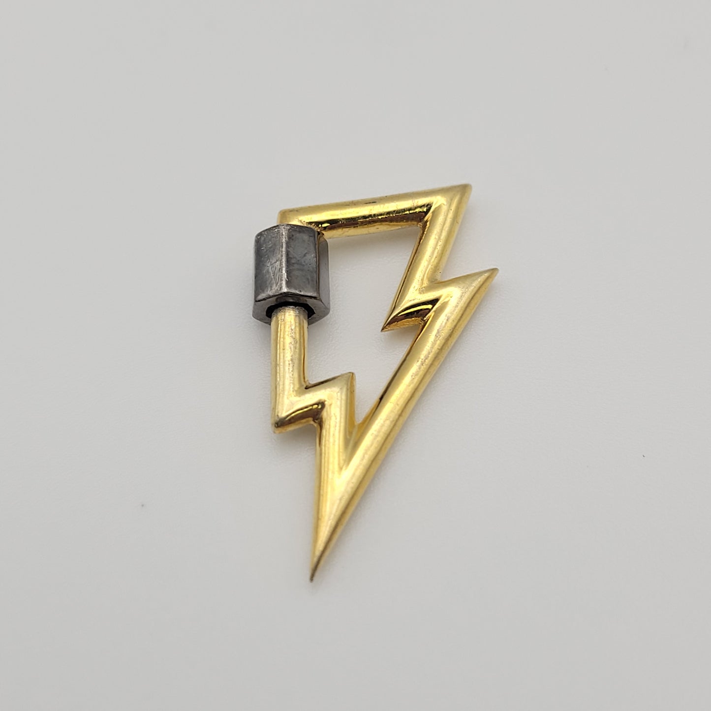 30mm Vermeil Lightning Bolt Twist Clasp.