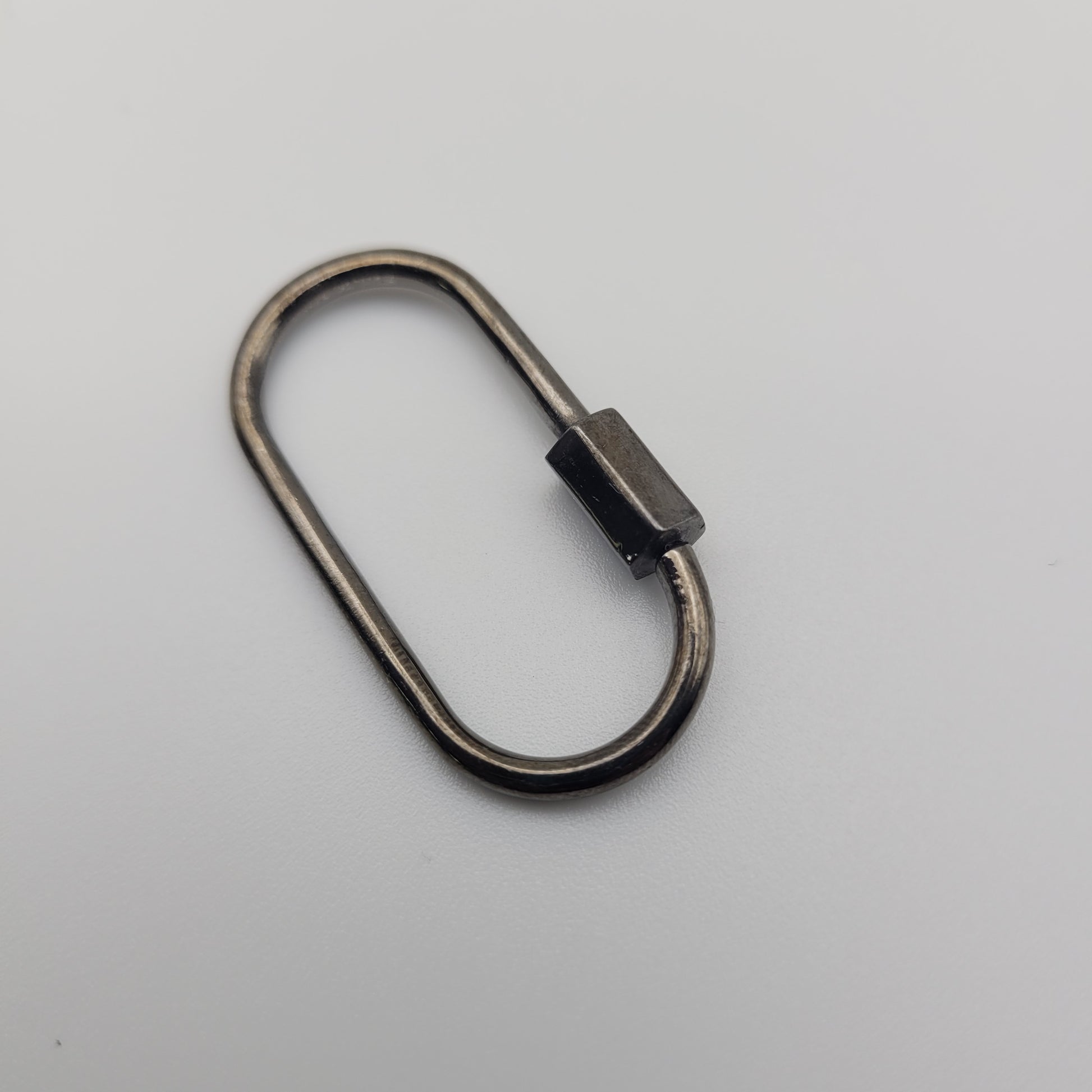 30mm Vermeil and Sterling Silver Oval Twist Clasp.