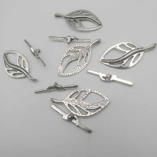  35mm Pewter Leaf Toggle.