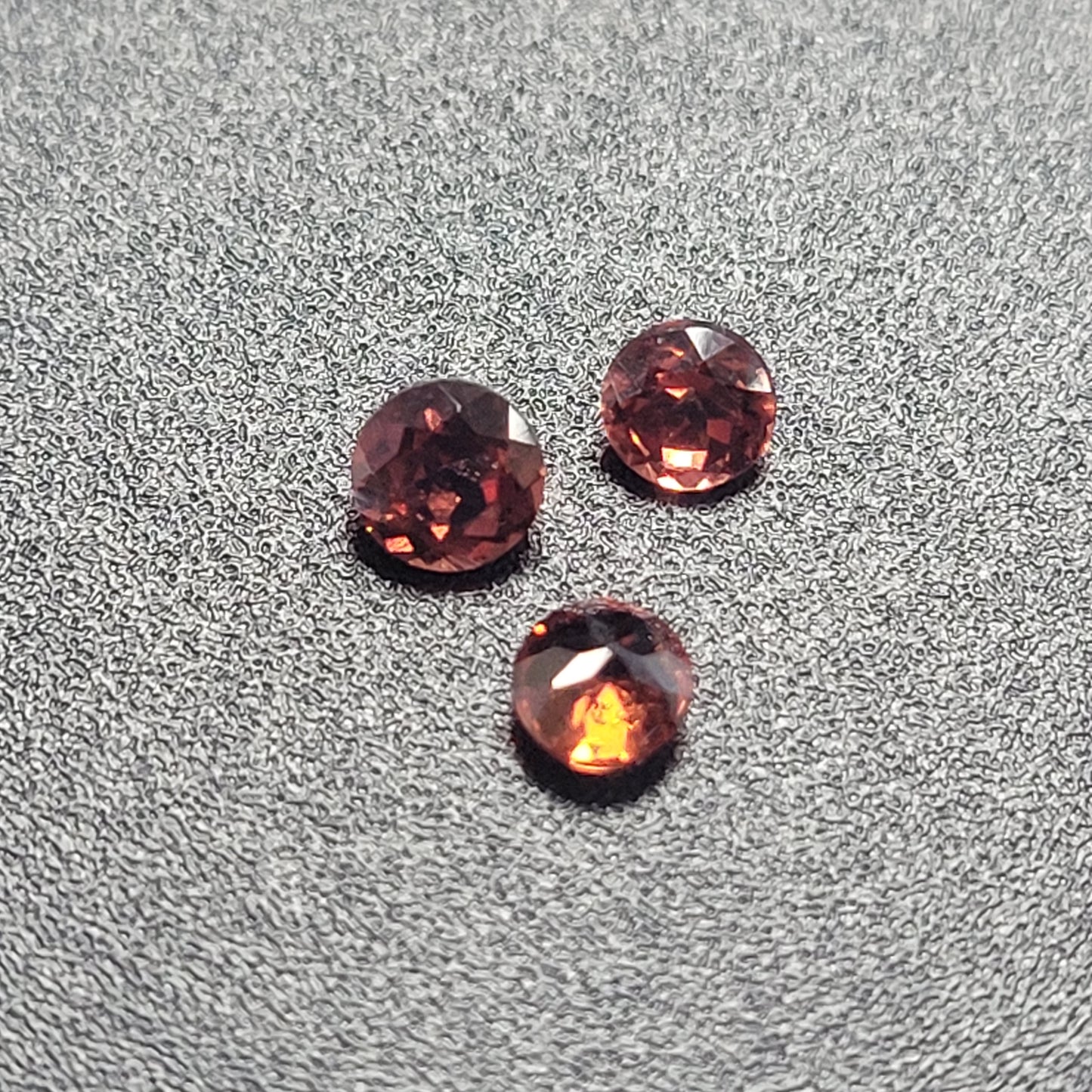 3mm Garnet Round Cut Sold Individually.