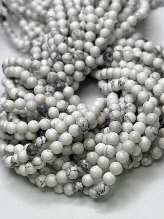 5mm Howlite Round Smooth.