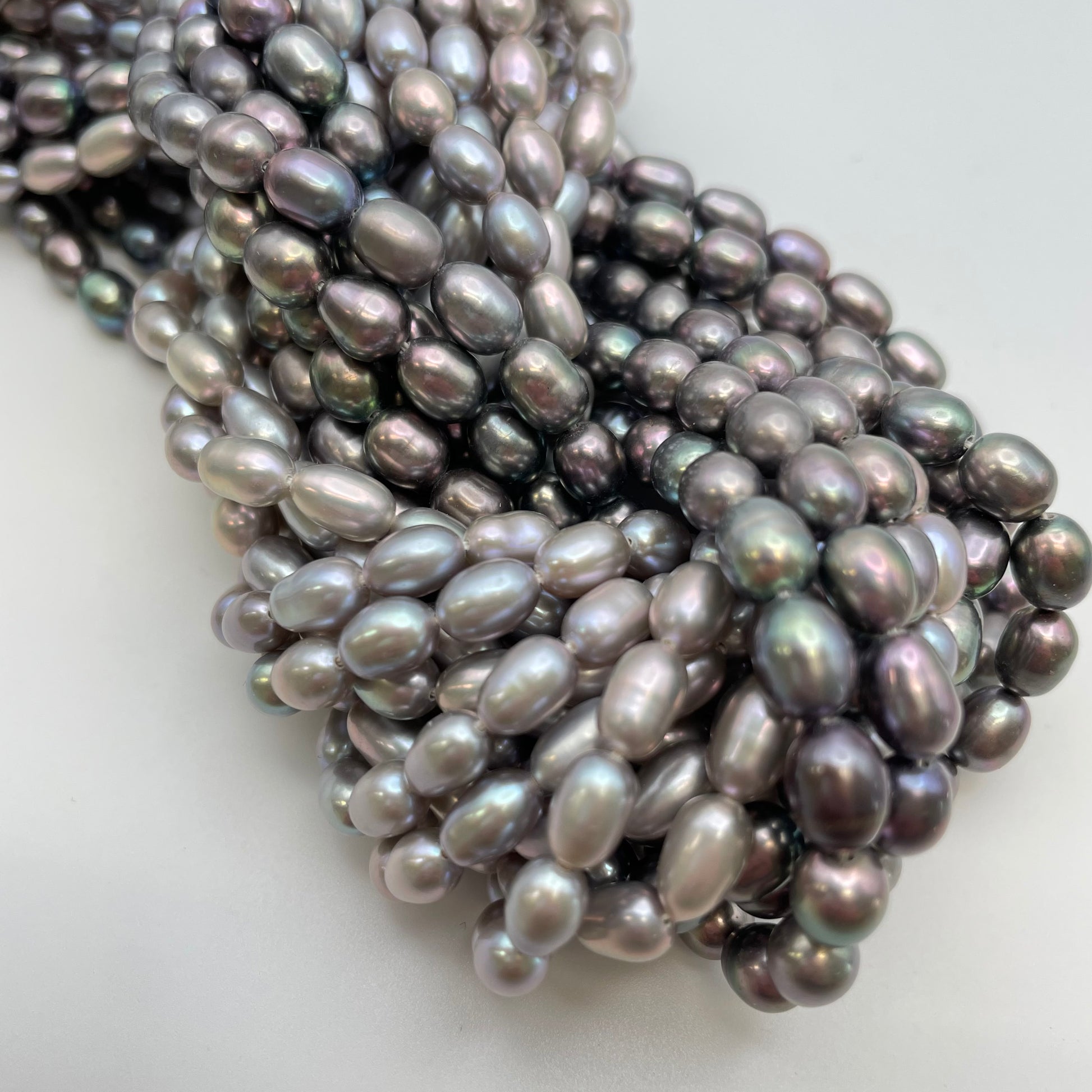6mm Peacock Rice Pearl smooth Strand