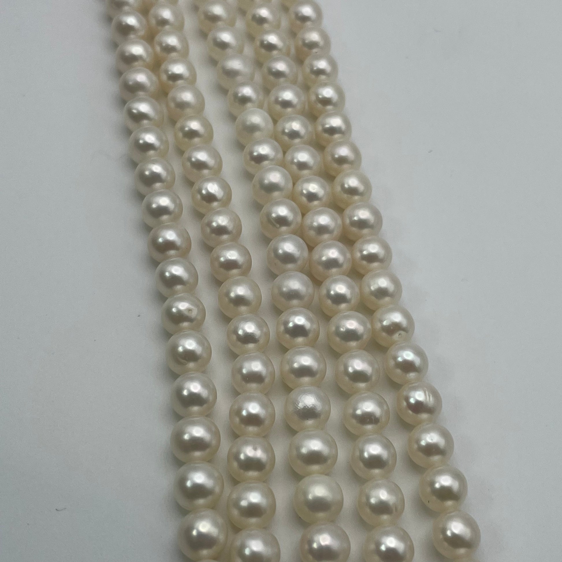 7mm Button Pearls Smooth Bead Strand.