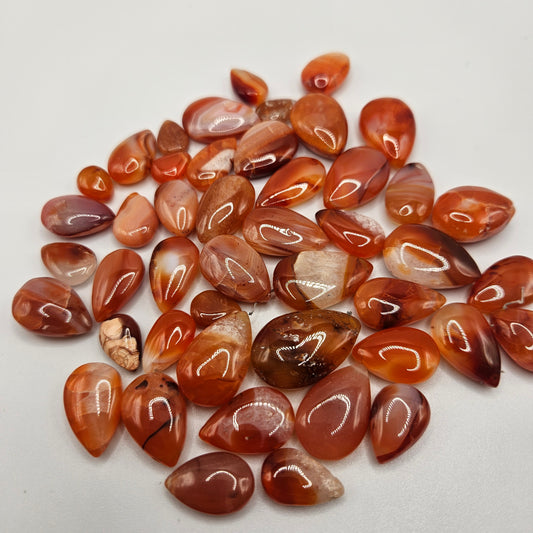 8 to 18mm carnelian top drill single bead.