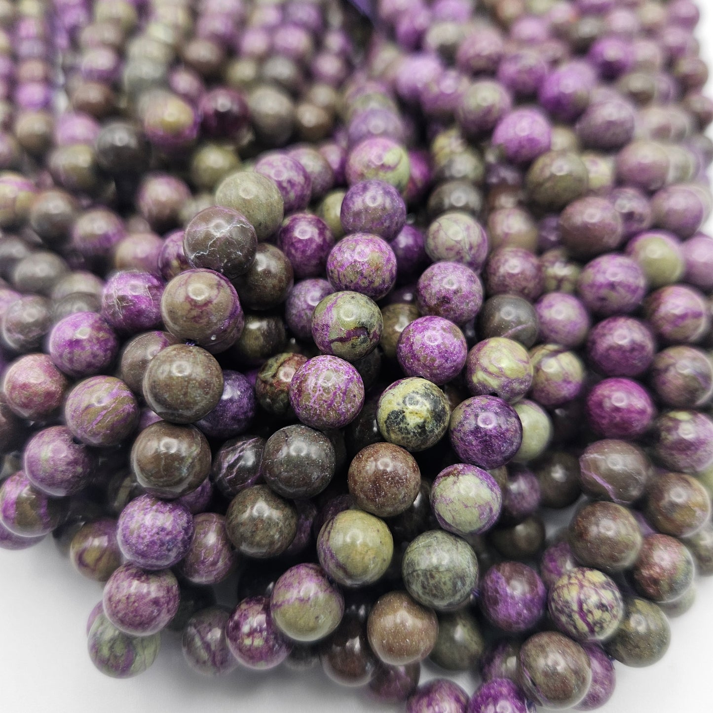 8mm Stichtite Serpentine Round Smooth.