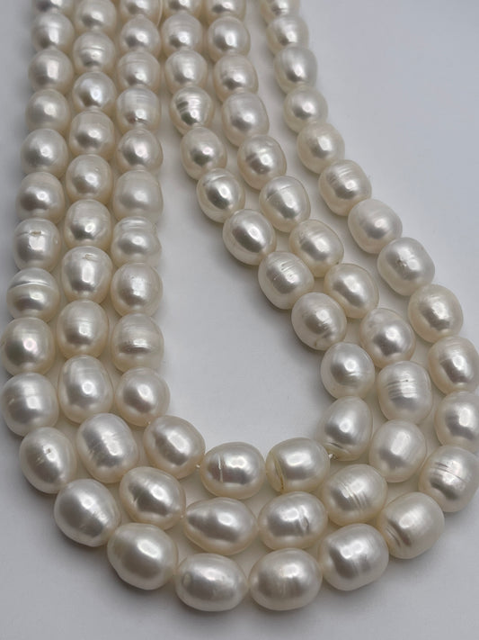 9.5-10.5mm White Rice Pearl Bead Strand.