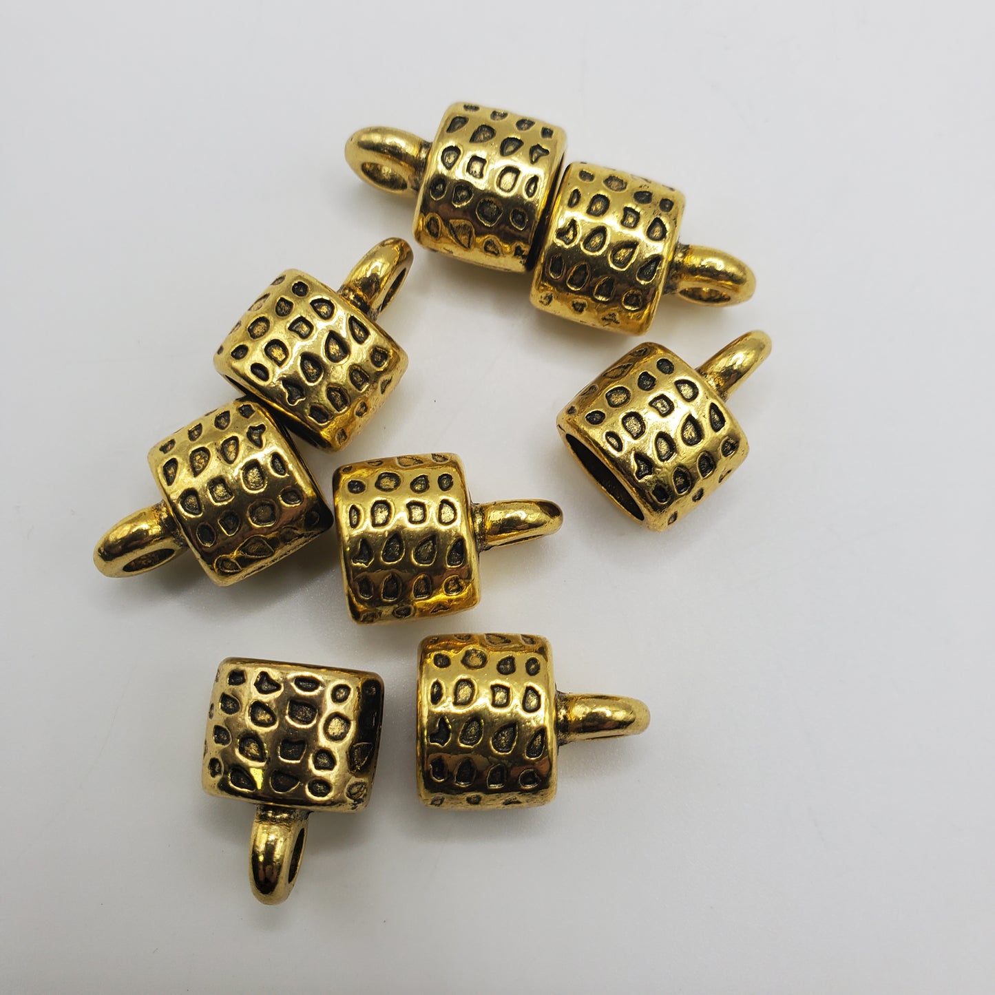 9x11mm Pewter Gold Spotted End Cap.