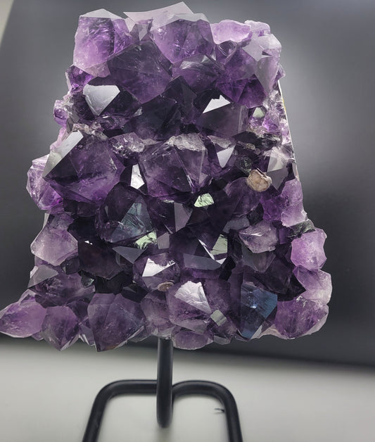 Amethyst on Metap Stand 1.96Kg