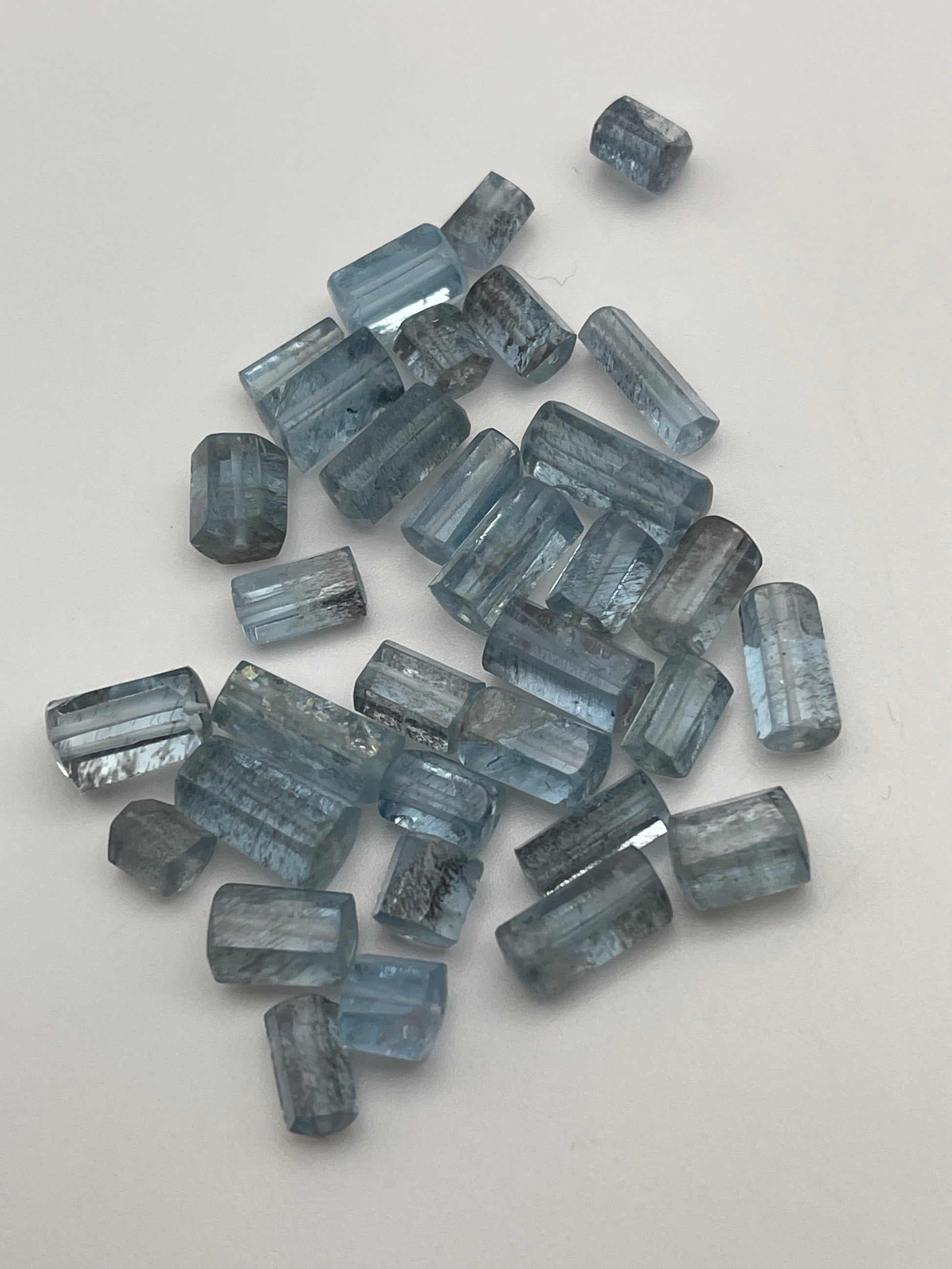 Aquamarine Barrel AAA Medium Single Bead.
