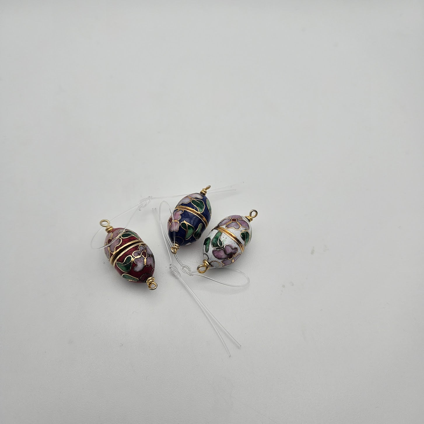 Assorted Decorative floral Clap Single Bead.
