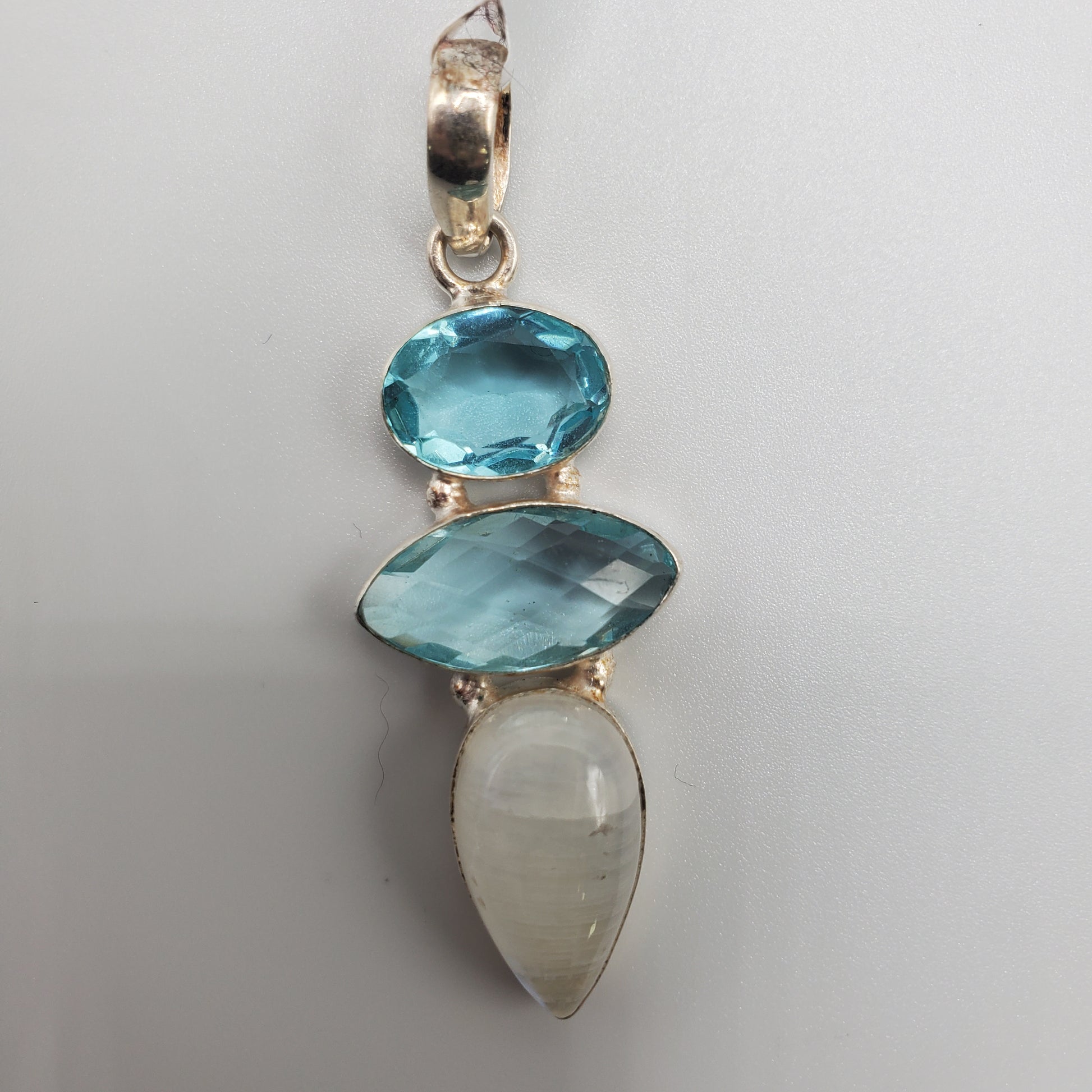 Blue Topaz & Moonstone Pendant.