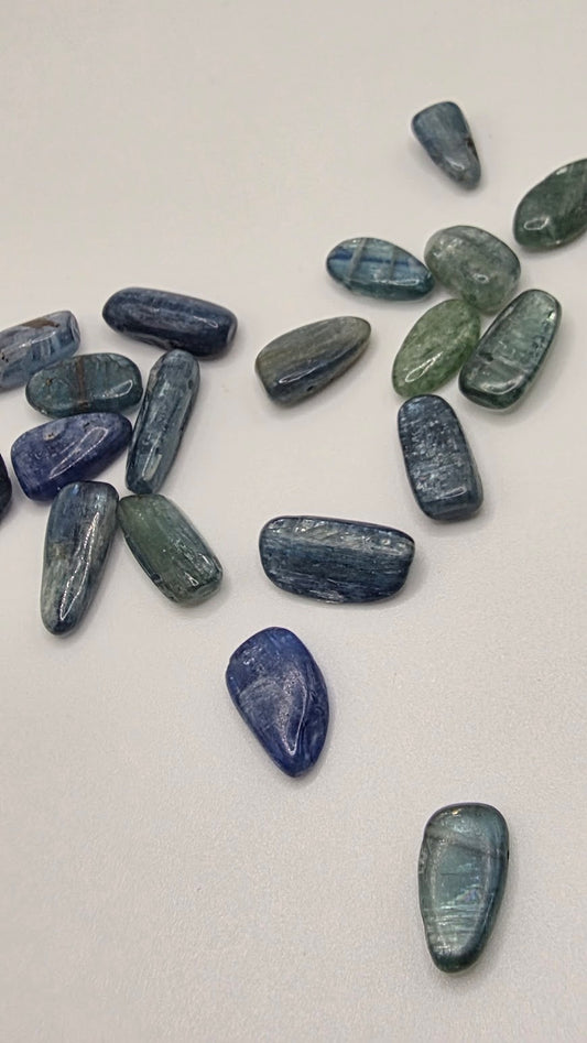 Blue and Green Kyanite Side Drill Single Bead.