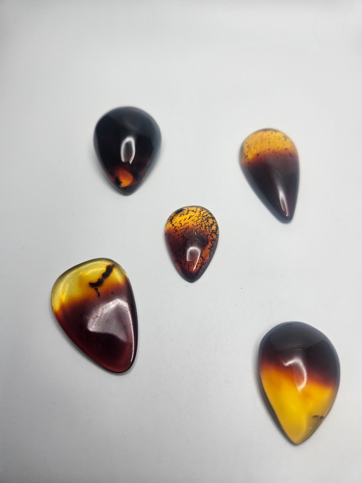 Brown Amber Cabochon.