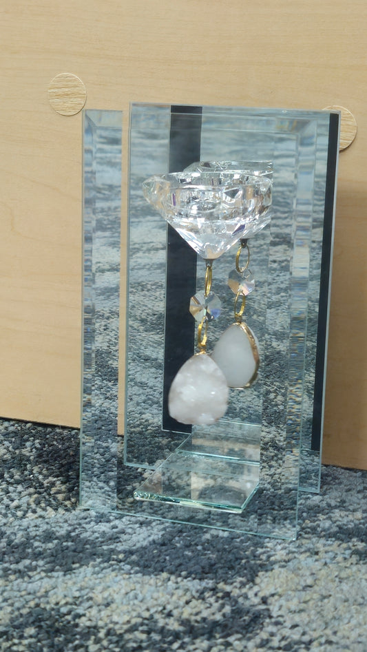 Crystal candle holder. 