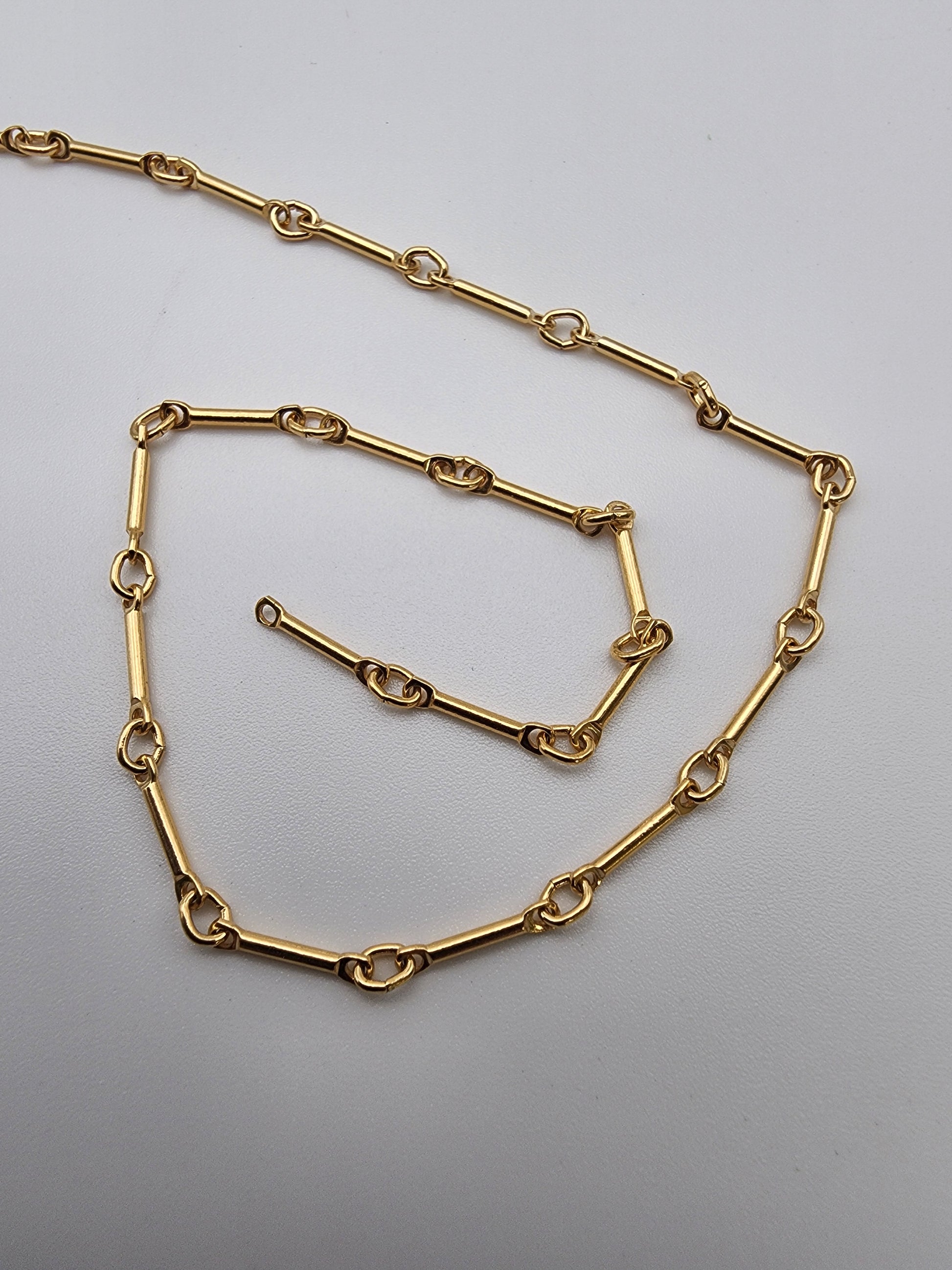 GF Interrupted Chain 2.5mm Sold By The Foot.