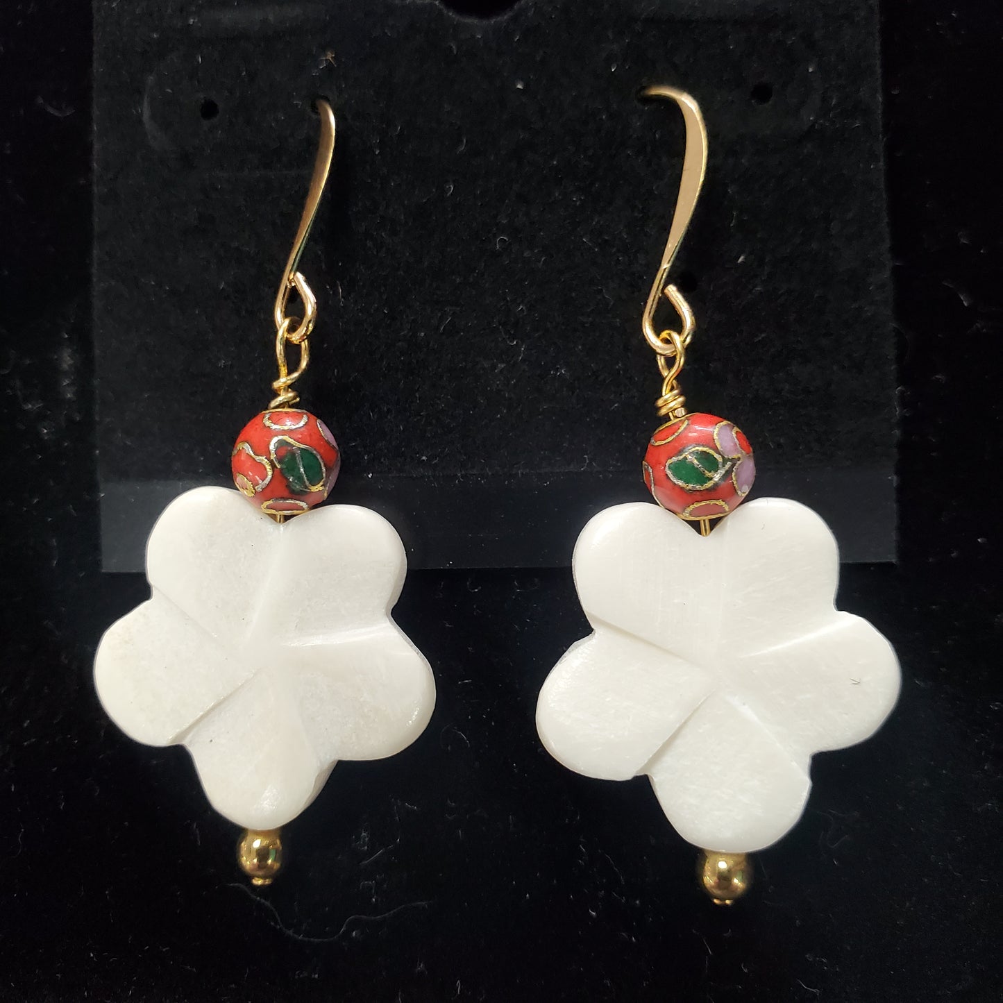 GP Red Floral and White Flower Bead Earrings. 