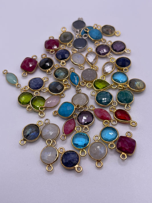 Gemstone Connector 2 Loops Gold Plated.