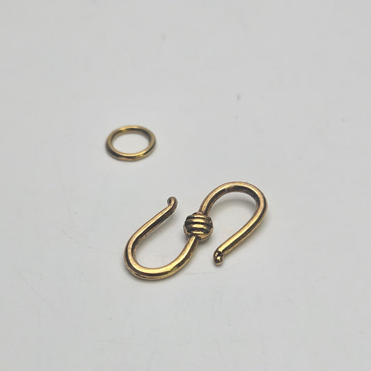 Gold Colored Pewter S Clasp.
