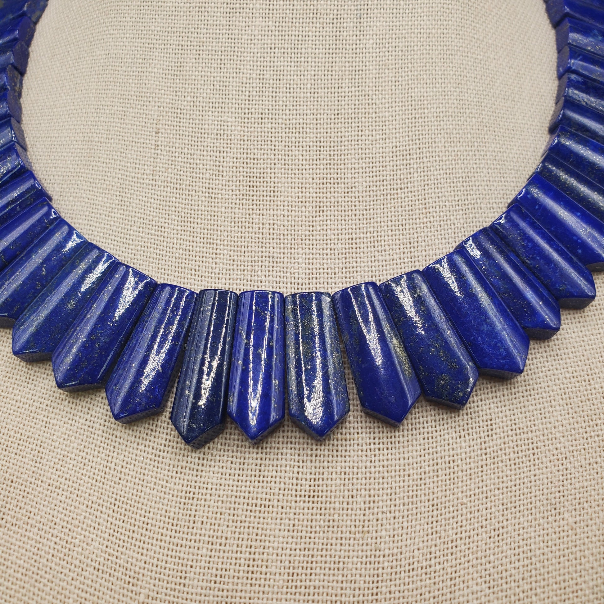 Lapis Lazuli Gemstone Necklace.