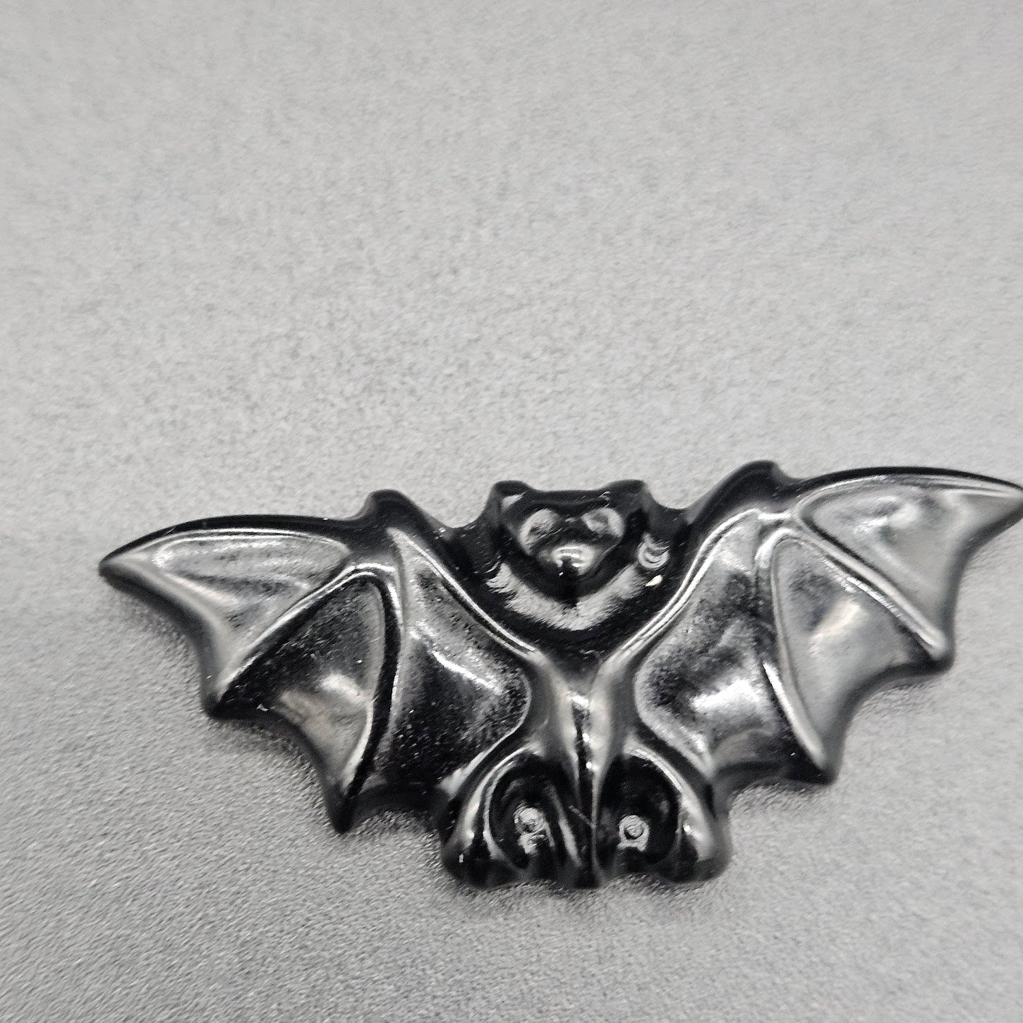 Obsidian 2 inch Bat.