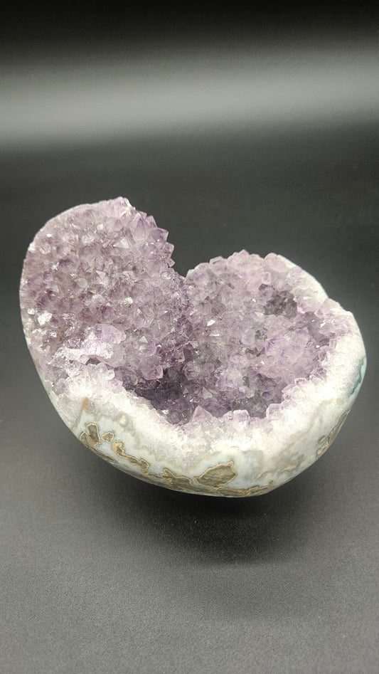 Open Large Amethyst Cupcake.