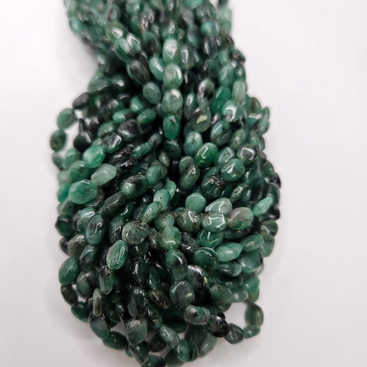 Oval Emerald Strand.