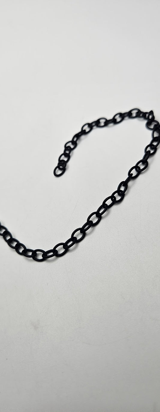 Round Black Cable Chain.