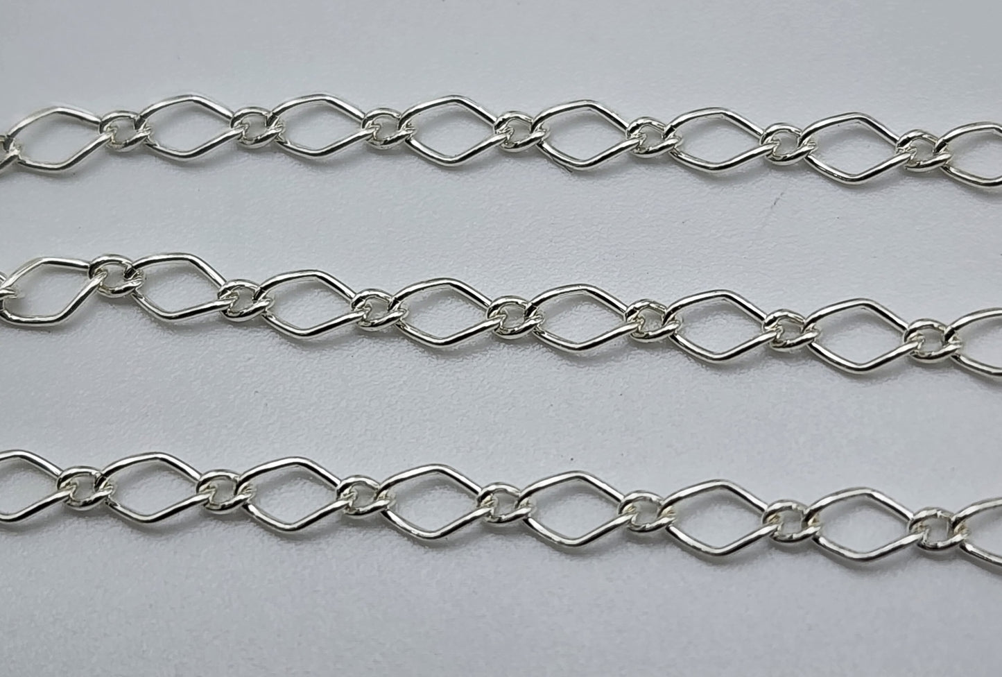 Sterling Silver Elegant Link Chain 2.5mm.