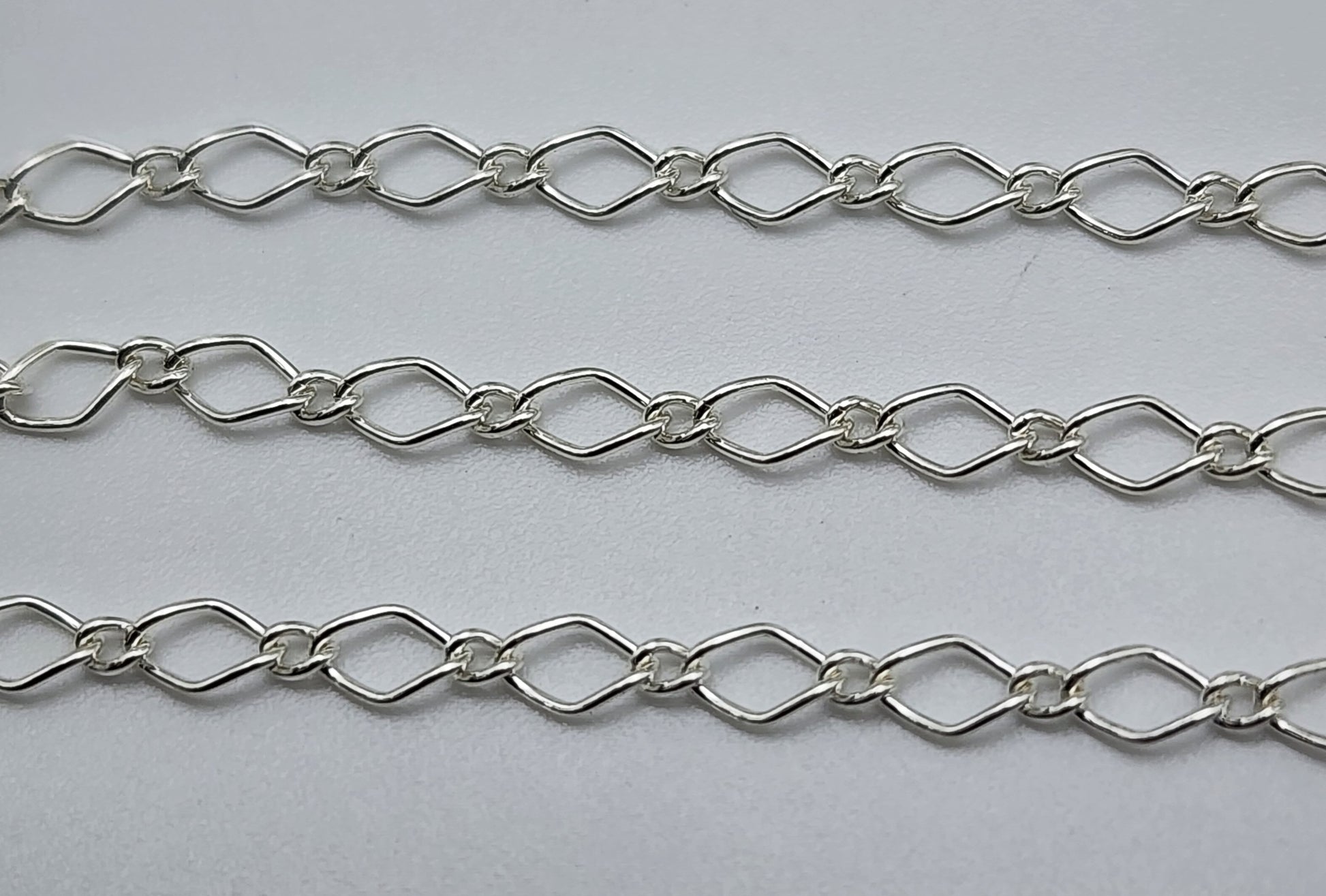 Sterling Silver Elegant Link Chain 2.5mm.