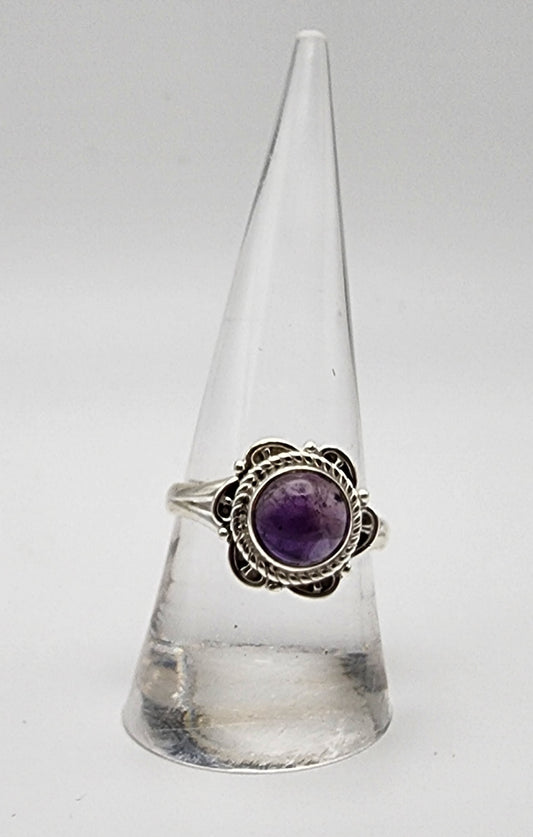 Sterling Silver Amethyst Floral Ring.