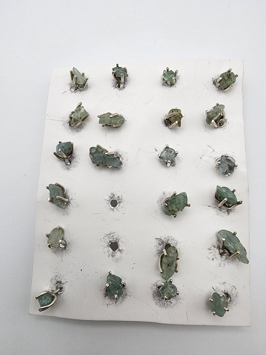 Sterling Silver Green Gemstone Earrings.