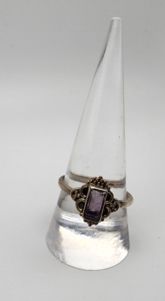 Sterling Silver Purple Rectangle Ring.