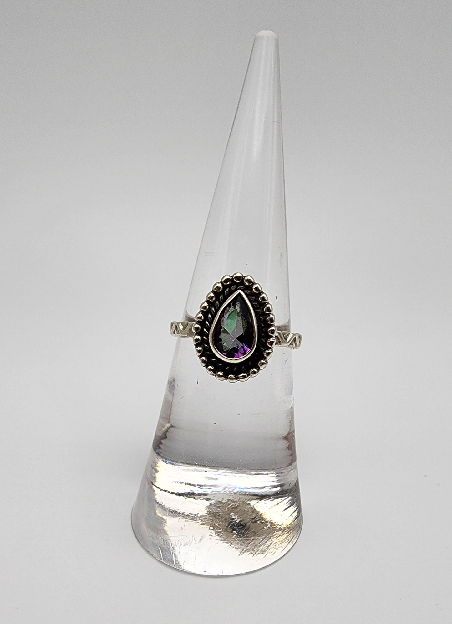Sterling Silver Teardrop Amethyst Ring.