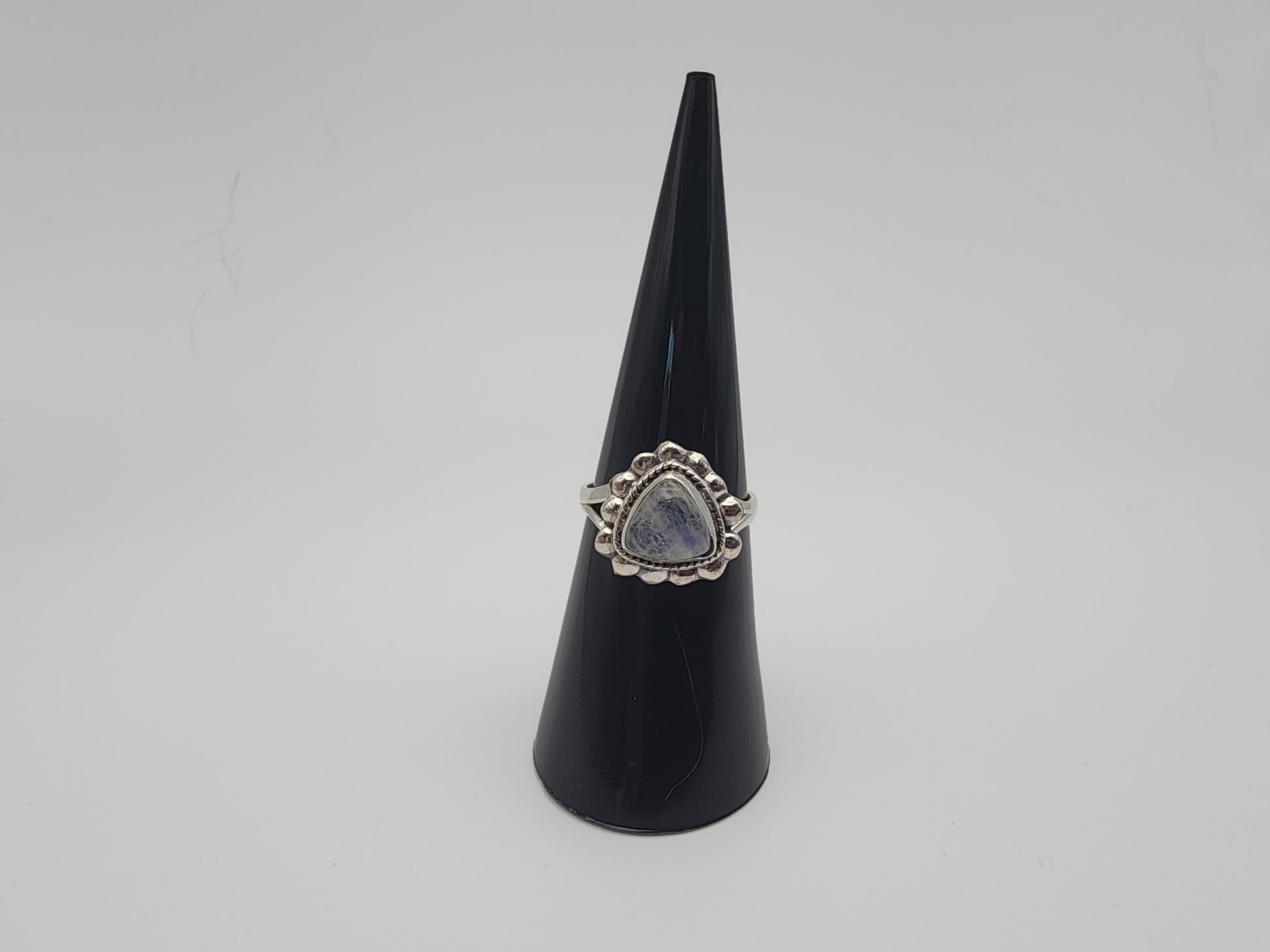 Sterling Silver Triangle Rose Quartz / Garnet / Moonstone/ Onyx Ring.
