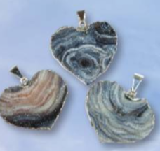 Silver Plated Agate Druzy Heart Pendant.