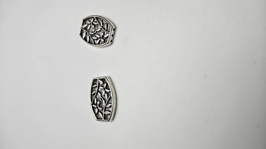 Silver Color Pewter Triple Hole Flower Connector.