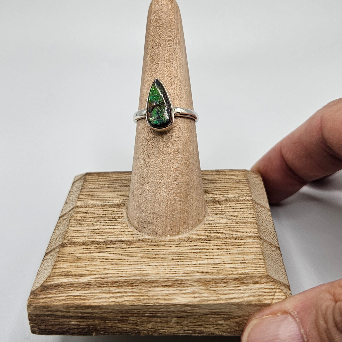Sterling Silver Ammolite Bezel Ring Size 7.